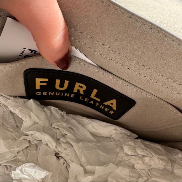 BRAND NEW FURLA FLOW TOP HANDLE MINI BAG IN CENERE - Picture 12 of 16